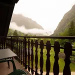 And Kravanja Trenta