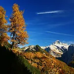 דירה And Kravanja *