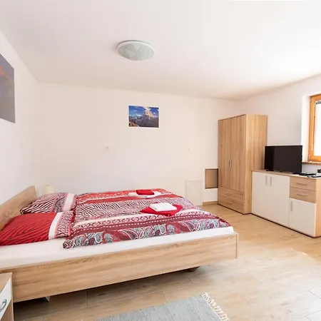 And Kravanja Apartamento