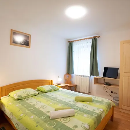 Apartment And Kravanja Trenta