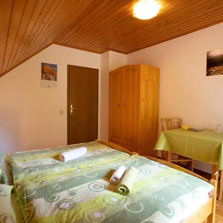 And Kravanja Apartment *