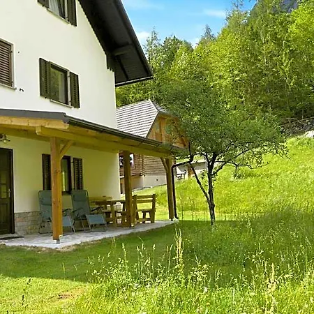 And Kravanja Apartment