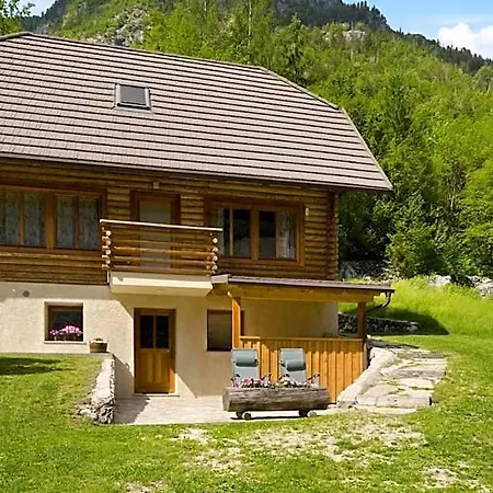 And Kravanja Apartment