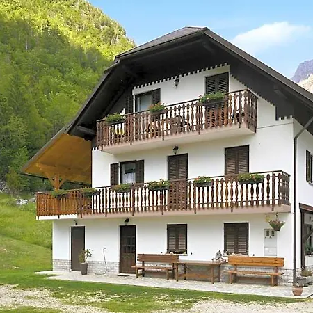 And Kravanja Apartment *